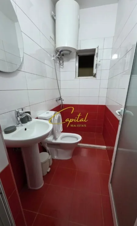 Tirane, jepet me qera apartament 1+1 Kati 4, 70 m² 430 € (RRUGA E ELBASANIT)