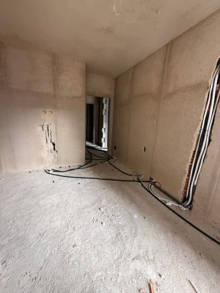 Tirane, shitet apartament 1+1+Ballkon Kati 1, 56 m² 62.850 € (Univers City)