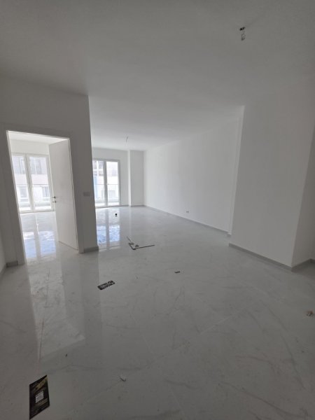 Shengjin, shitet apartament 1+1+Ballkon Kati 8, 86 m² 172.000 €