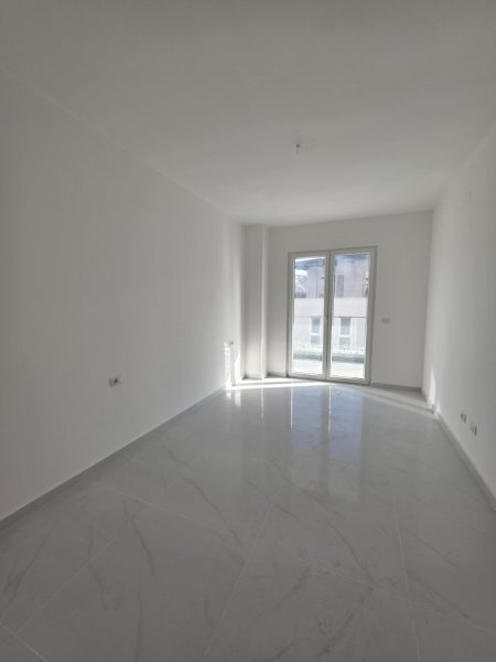 Shengjin, shitet apartament 1+1+Ballkon Kati 8, 86 m² 172.000 €