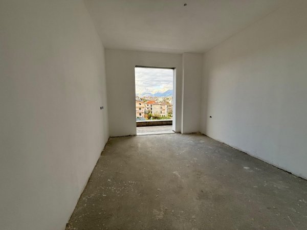 Tirane, shitet apartament 2+1+Ballkon , 110 m² 126.450 € (Ringside Residences, Paskuqan)