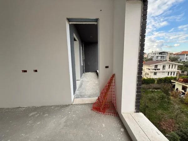 Tirane, shitet apartament 2+1+Ballkon , 110 m² 126.450 € (Ringside Residences, Paskuqan)