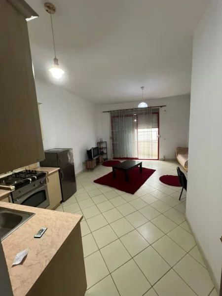 Tirane, jepet me qera apartament 1+1 Kati 6, 70 m² 350 € (casa italia)
