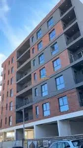 Tirane, shes apartament 1+1+Ballkon Kati 1, 72 m² (rruga paskuqan)