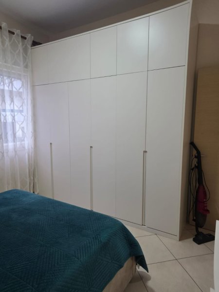 Tirane, jepet me qera apartament 2+1+Aneks+Ballkon Kati 5, 90 m² 550 € (Delijorgji)