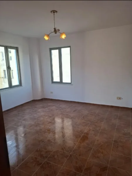 Tirane, shitet apartament 2+1+Aneks+Ballkon Kati 6, 98 m² 171.000 € (Pallati me Shigjeta)