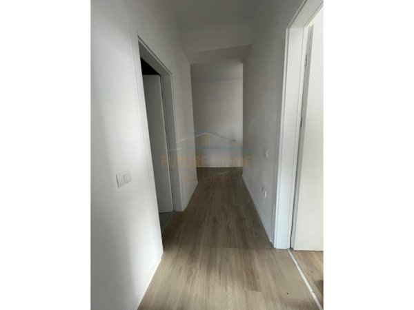 Tirane, shitet apartament 2+1 Kati 1, 106 m² 191.000 € (Rruga Bedri Karapici)