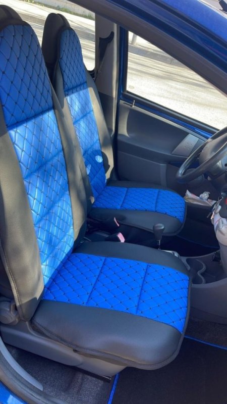 Tirane, shes PEUGEOT 107 Benzin, blu automatik Kondicioner 277.000 km 2.700 €