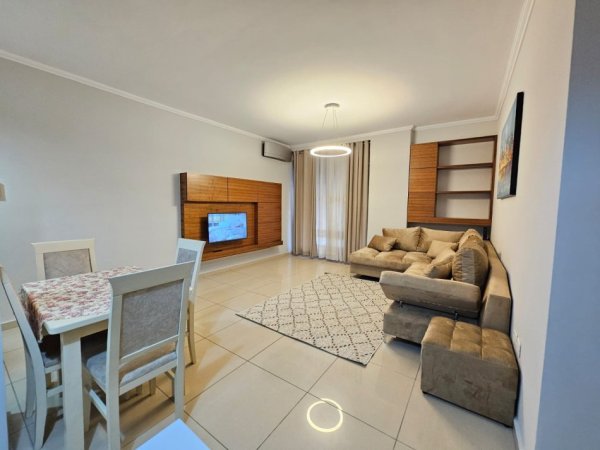 Tirane, jepet me qera apartament 1+1 Kati 4, 65 m² 750 € (Delijorgji)