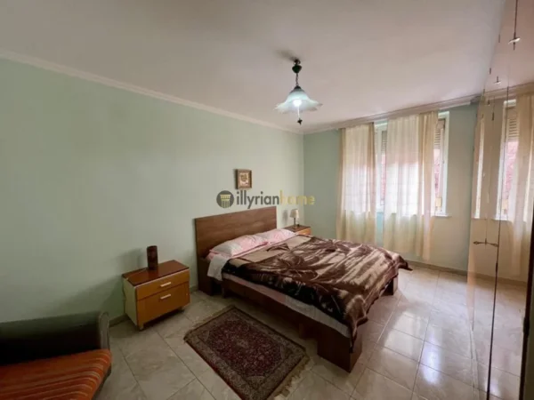 Tirane, jepet me qera apartament 2+1 Kati 2, 76 m² 600 €, "Pazari i Ri", Rruga "Tefta Tashko Koco"