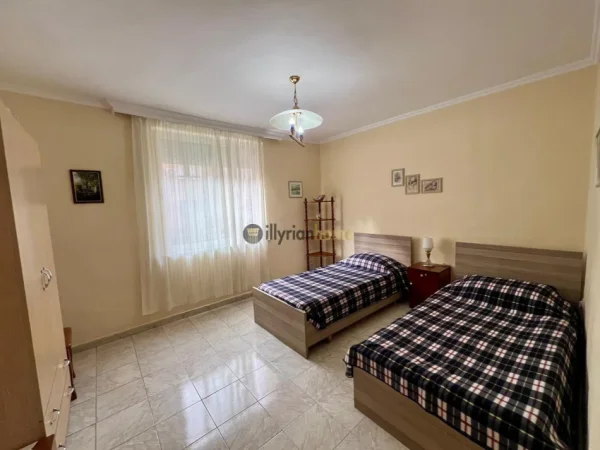 Tirane, jepet me qera apartament 2+1 Kati 2, 76 m² 600 €, "Pazari i Ri", Rruga "Tefta Tashko Koco"