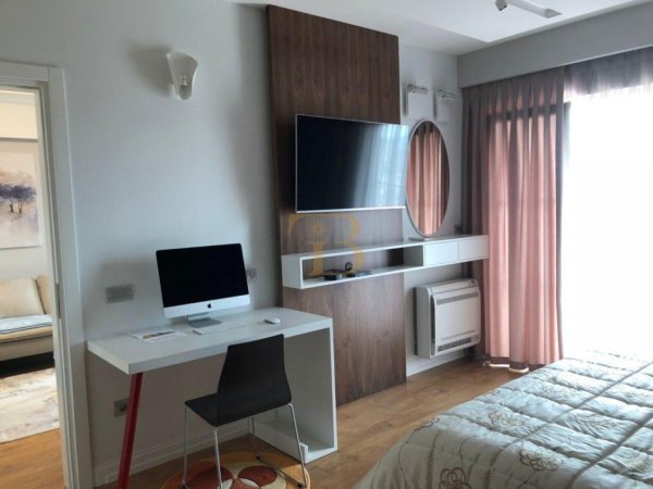 Tirane, jepet me qera apartament 1+1 Kati 4, 75 m² 650 € 