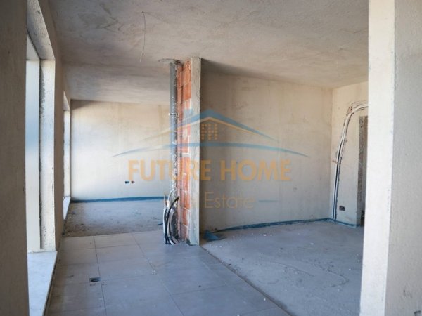 Tirane, shes apartament 2+1+Ballkon Kati 11, 122 m² 310.000 € 