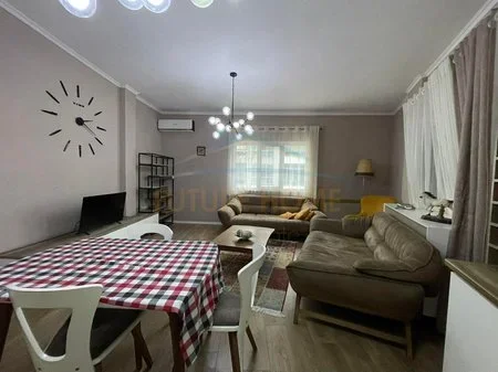 Tirane, shitet apartament 2+1 Kati 1, 103 m² 210.000 € 