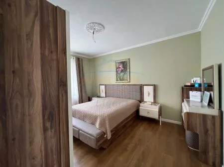 Tirane, shitet apartament 2+1 Kati 1, 123 m² 235.000 € 