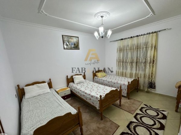 Tirane, jepet me qera apartament 2+1 Kati 0, 136 m² 550 € (Rruga 5 Maji)