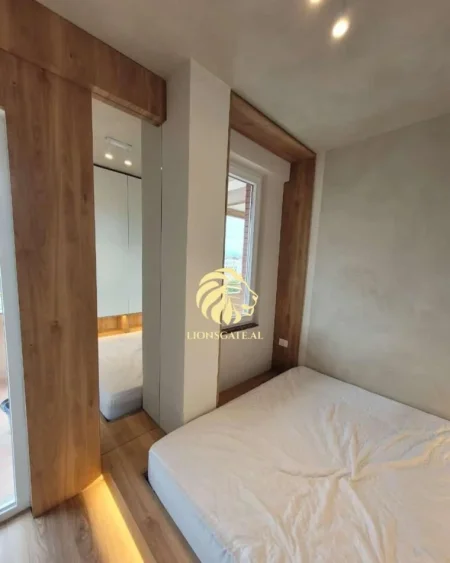 Tirane, jepet me qera garsonier 1+1 , 50 m² 600 € 