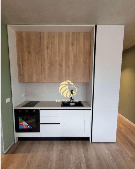 Tirane, jepet me qera garsonier 1+1 , 50 m² 600 € 