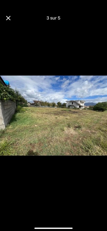 SHITET TOKË NE KAMËZ PER NDERTIM OSE BIZNES,  80.000 €uro