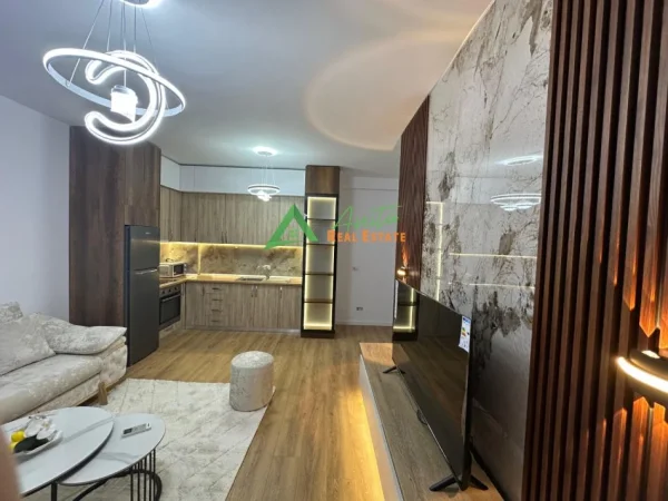 Tirane, shitet apartament 2+1+Ballkon Kati 9, 95 m² 157.000 € (Astir)