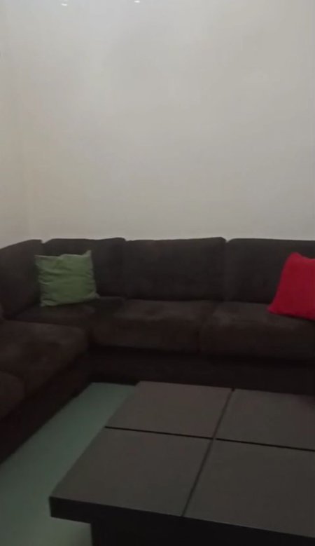 Tirane, jepet me qera apartament 2+1 Kati 5, 75 m² 600 € (Rruga e Kavajes . prane zgares korcare , RRuga Ndre Mjeda)