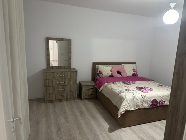 Tirane, jepet me qera apartament 1+1 Kati 2, 70 m² 600 € (Rruga Haxhi Hysen Dalliu)