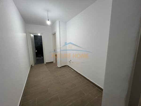 Tirane, shitet apartament 1+1+Ballkon Kati 3, 86 m² 129.000 € (Selite)