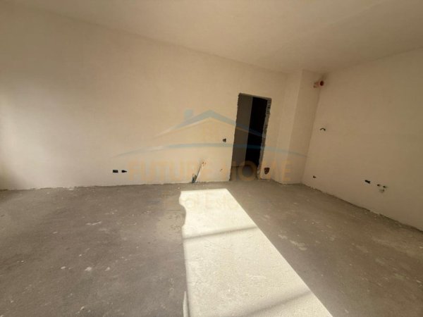 Tirane, shitet apartament 1+1 Kati 6, 78 m² 82.320 € 