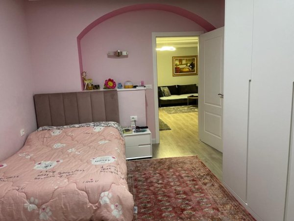 Tirane, shes apartament 3+1 Kati 3, 133 m² 250.000 € 