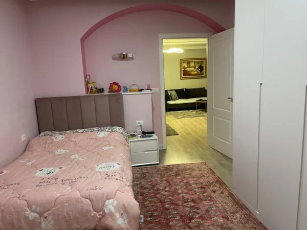 Tirane, shes apartament 3+1 Kati 3, 133 m² 250.000 € 