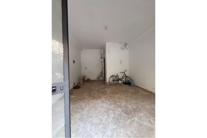 Tirane, shitet dyqan , 97 m² 165.000 € (Rr. Shyqyri Ishmi - Fusha Ali Demi, Tiranë(ID: 530171090-1420)