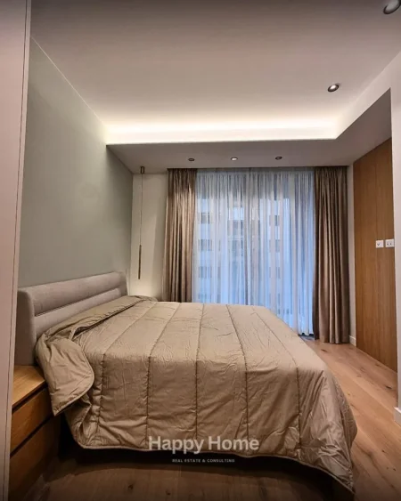 Tirane, jepet me qera apartament 2+1+Aneks+Ballkon , 