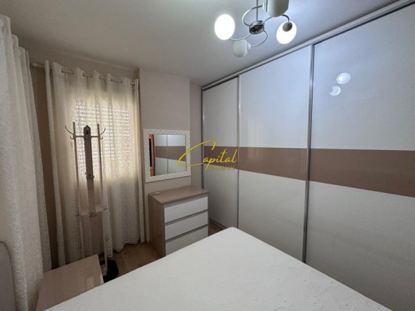 Tirane, jepet me qera apartament 1+1 Kati 2, 67 m² 520 € (YZBERISHT)
