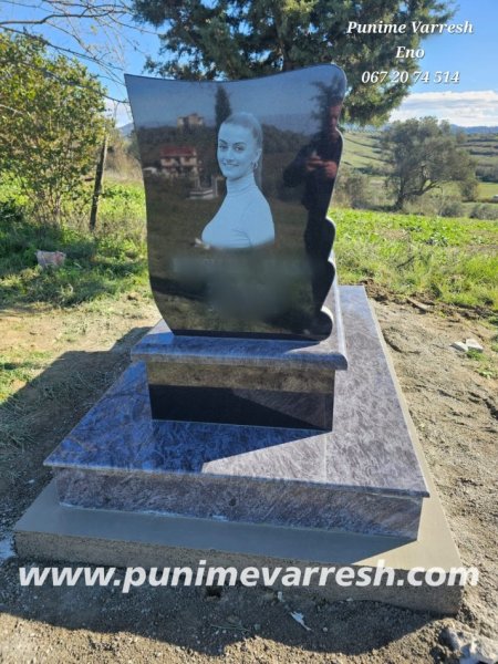 Tirane, ofroj Qivur Graniti me Pikture (Portret) Te Gdhendur - Punime Varresh Eno 250 €