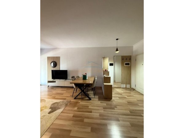Tirane, jepet me qera apartament 1+1+Ballkon Kati 5, 750 € (delijorgji)