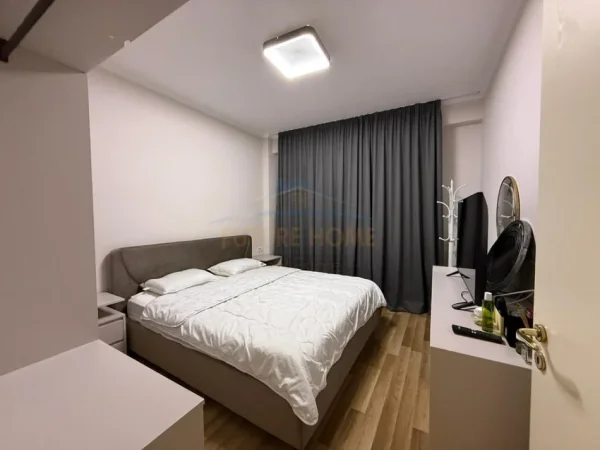 Tirane, jepet me qera apartament 1+1+Ballkon Kati 5, 750 € (delijorgji)