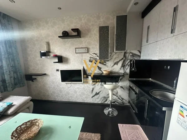 Tirane, shitet apartament 1+1+Ballkon dhe garsoniere Kati 4, 82 m² 172.000 € (RRUGA E DURRESIT)