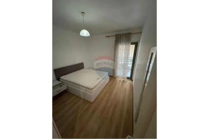 Tirane, jepet me qera 1+1 , 62 m² 750 € (Delijorgji)