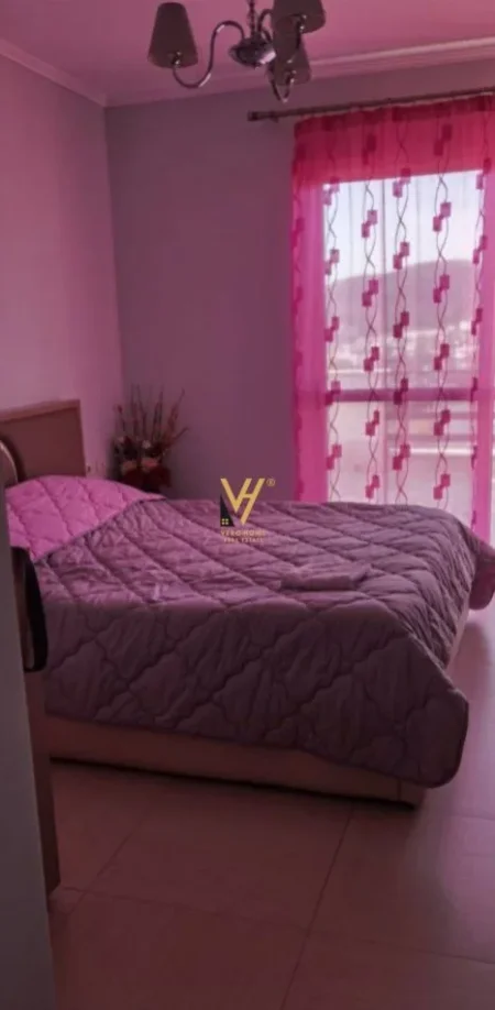 Tirane, jepet me qera apartament 2+1+Ballkon Kati 6, 90 m² 500 € (YZBERISHT)