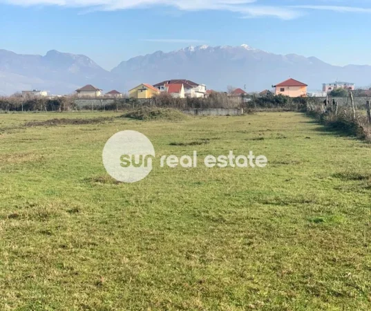 Shkoder, shitet toke , 4.000 m² 55.000 € 