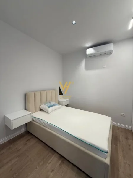 Tirane, shitet apartament 2+1+Ballkon Kati 1, 111 m² 265.000 € (LIQENI I THATE)