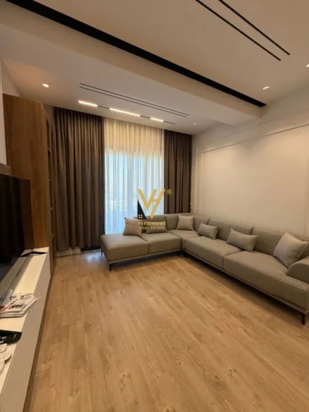 Tirane, shitet apartament 2+1+Ballkon Kati 1, 111 m² 265.000 € (LIQENI I THATE)