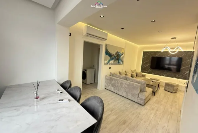 Tirane, jepet me qera apartament 3+1+Ballkon Kati 7, 120 m² 1.350 € (Rruga e Kavajes)