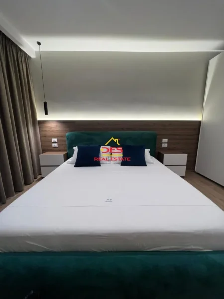 Vlore, jepet me qera apartament 1+1+Ballkon Kati 2, 55 m² 500 € (Rruga Hasan Kushta)