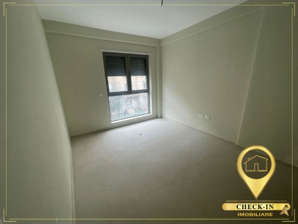 Tirane, shitet apartament 1+1+Aneks+Ballkon , 64 m² 160.950 € (Shkolla e Kuqe)