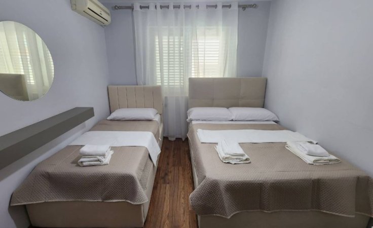 Jepet me Qira Apartamenti 2+1 tek Rruga Margarita Tutulani,    1.000 €URO