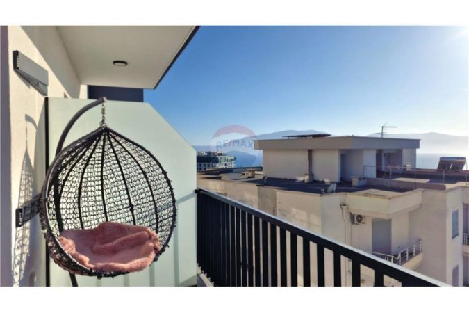Vlore - Lungomare, shitet apartament 3+1 Kati 3, 115 m² 430.000 € (Uji i Ftohtë, Vlorë)