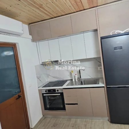 Tirane, jepet me qera garsonier Kati 1, 45 m² 300 € (Laprake)