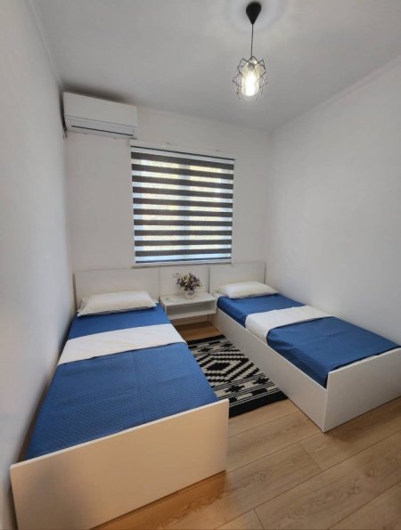 Tirane, jepet me qera apartament 2+1 Kati 2, 105 m² 700 € (21 Dhjetori)