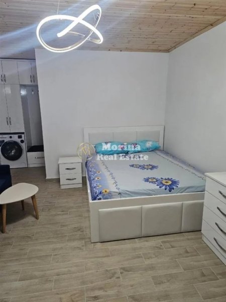 Tirane, jepet me qera garsonier Kati 1, 45 m² 300 € (Laprake)